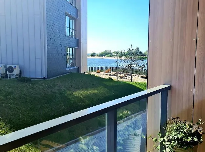 Apartamentai Sventojoje דירה *